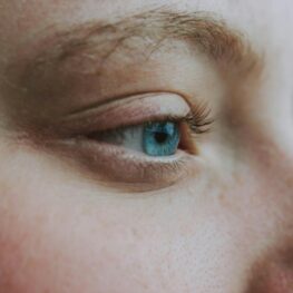 newcastle-polynucleotides-under-eye